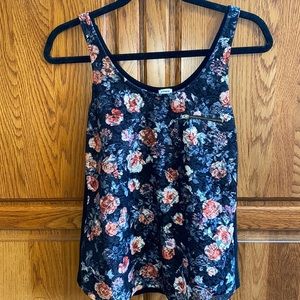floral tank top